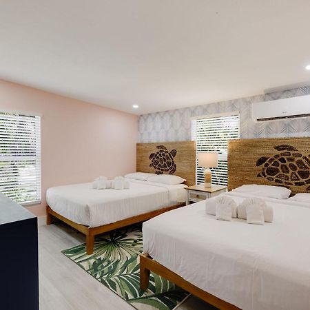 Charming Suite With Balcony And Bikes At Historic Sandpiper Inn Sanibel Esterno foto